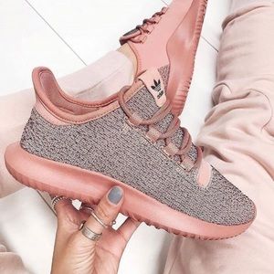 Adidas Tubular women’s shoes